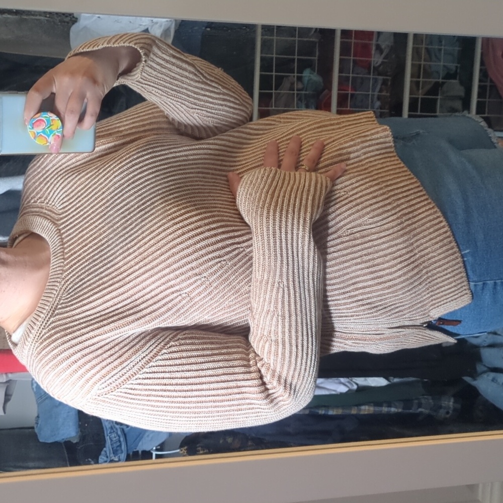 Cashmere sweater